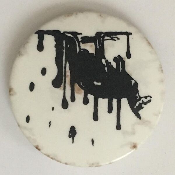 File:Kangaroo-button.jpg
