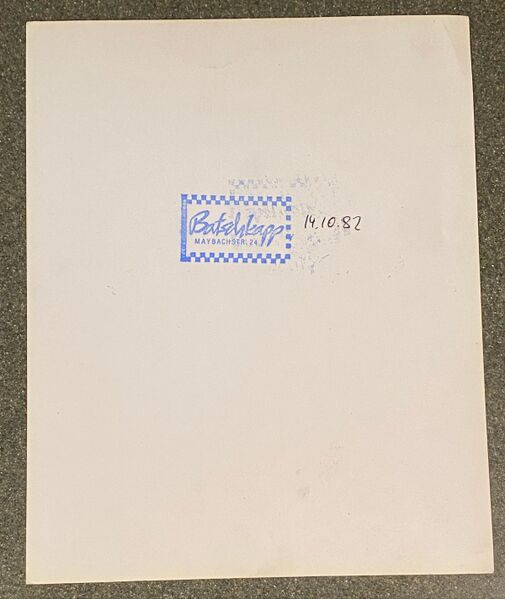 File:Shows-1982-10-14-press-photo-back.jpg