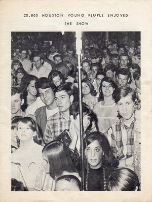 Shows-1967-03-KNUZ-brochure1.jpg